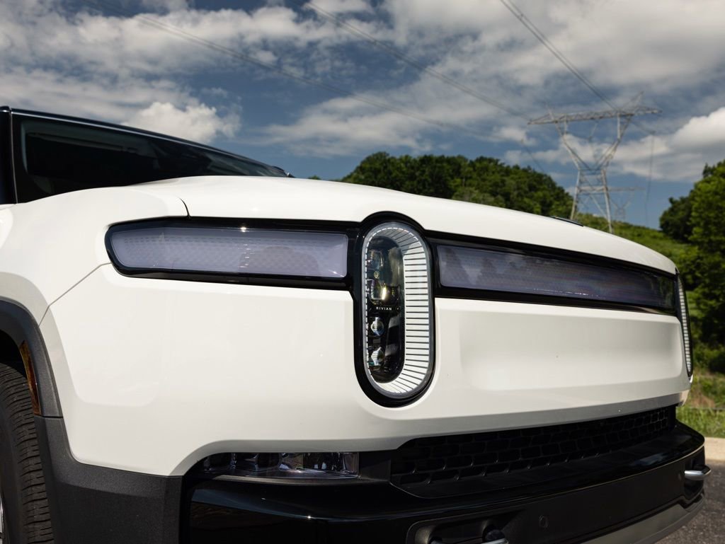 Used 2023 Rivian R1S Launch Edition AWD/4WD image 13