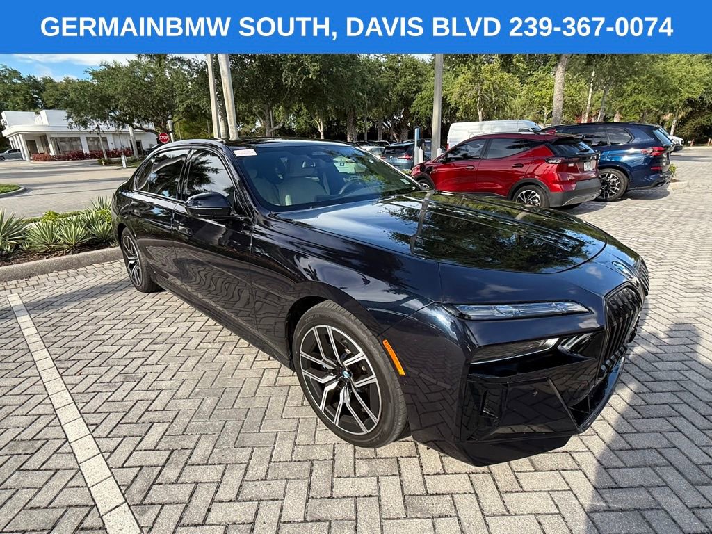 Certified 2025 BMW 760i xDrive w/ Executive Package AWD/4WD image 12