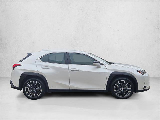 Used 2021 Lexus UX 250h w/ Premium Package image 4