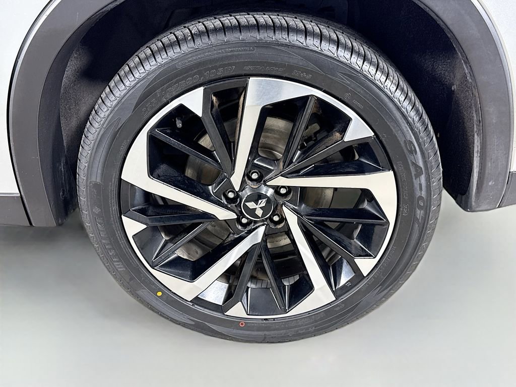 Used 2023 Mitsubishi Outlander SE FWD image 31