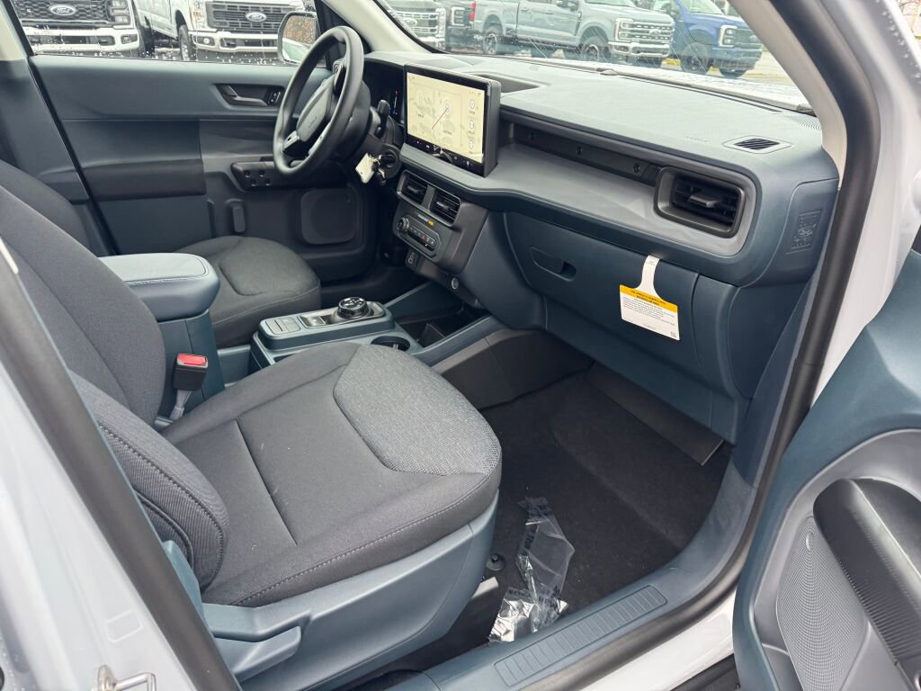 New 2025 Ford Maverick XL image 20