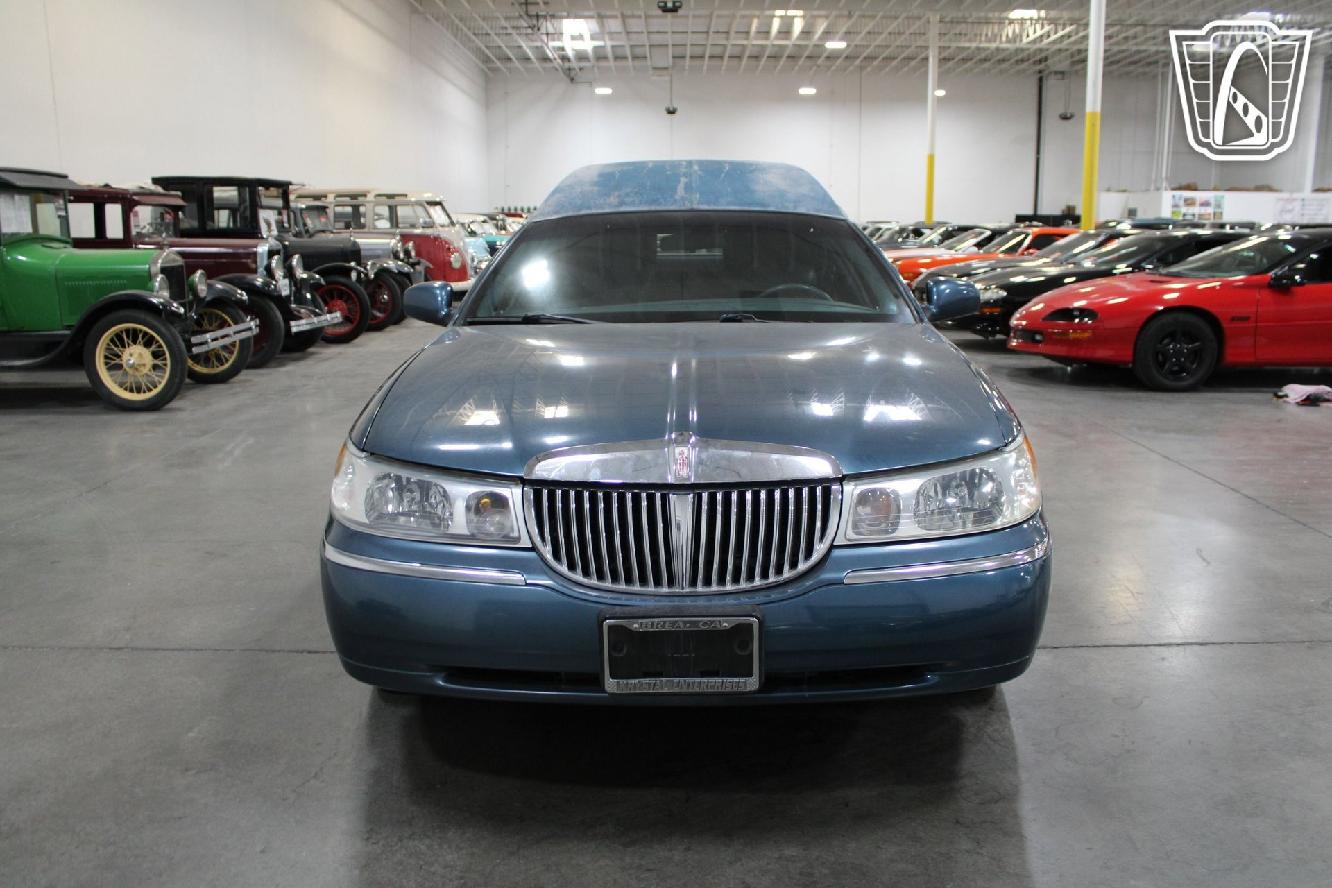Used 2001 Lincoln Town Car Executive RWD image 13