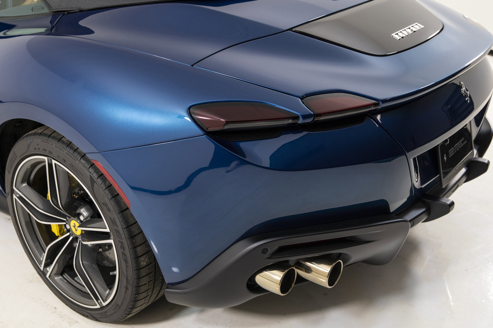 Certified 2025 Ferrari Roma Spider image 32