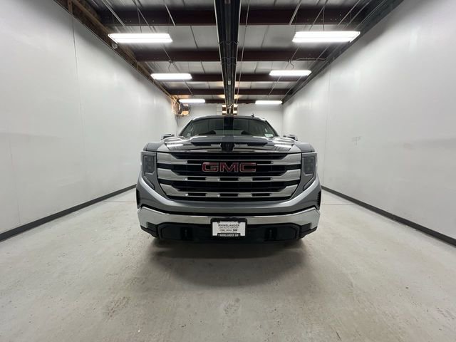 New 2026 GMC Sierra 1500 SLE image 3