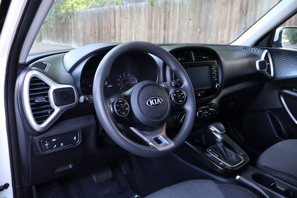 Used 2021 Kia Soul S FWD image 15