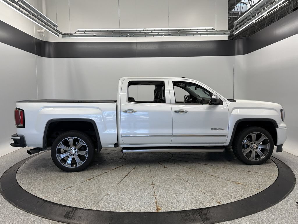 Used 2017 GMC Sierra 1500 Denali w/ Denali Ultimate Package AWD/4WD image 8