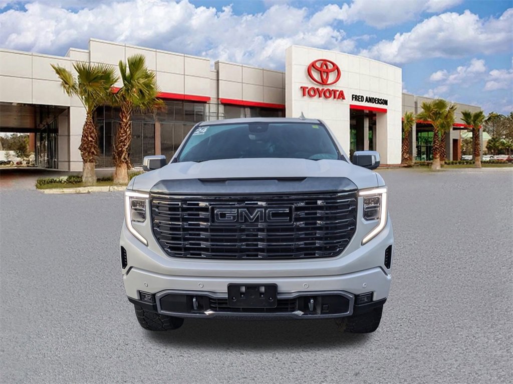 Used 2024 GMC Sierra 1500 Denali Ultimate image 9