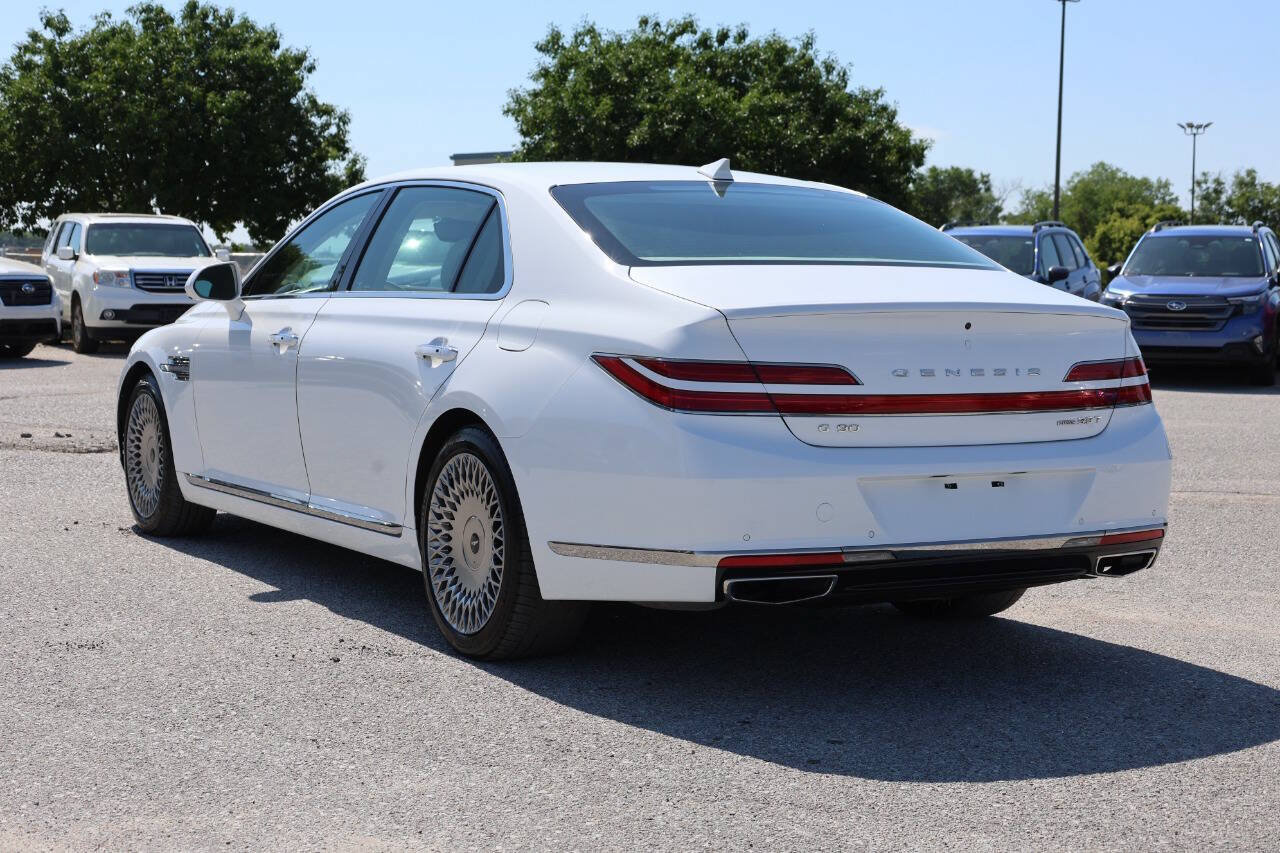Used 2020 Genesis G90 3.3T Premium AWD/4WD image 11