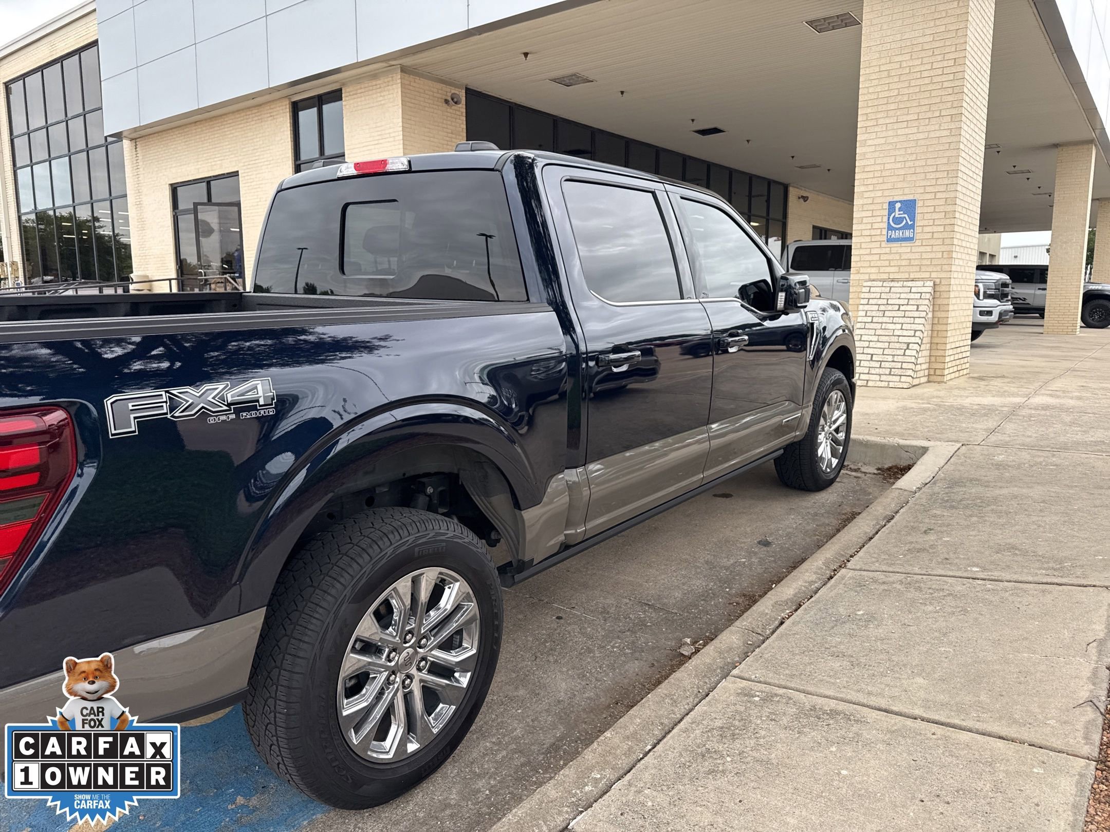 Used 2025 Ford F150 King Ranch w/ FX4 Off-Road Package AWD/4WD image 4