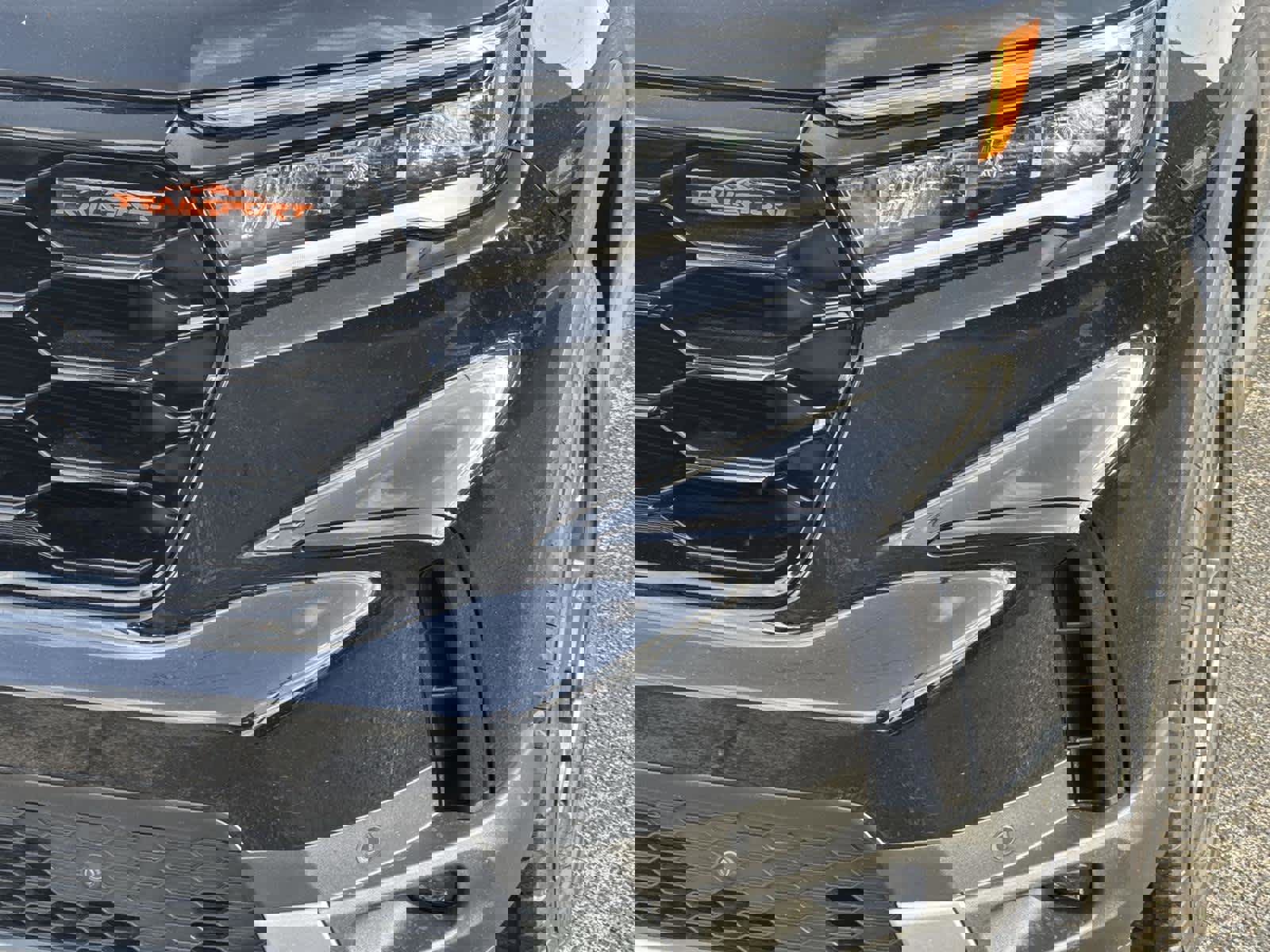 Used 2025 Honda Pilot TrailSport image 9