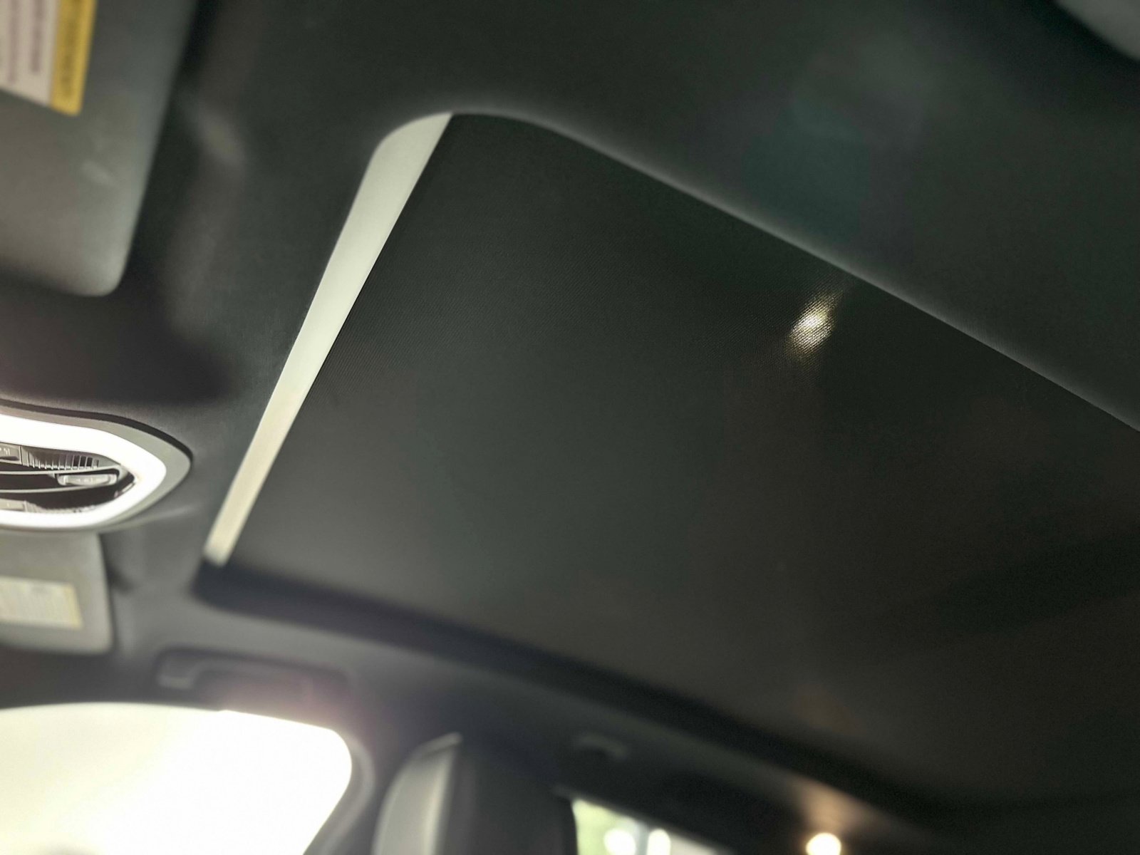 New 2026 Porsche Macan image 32