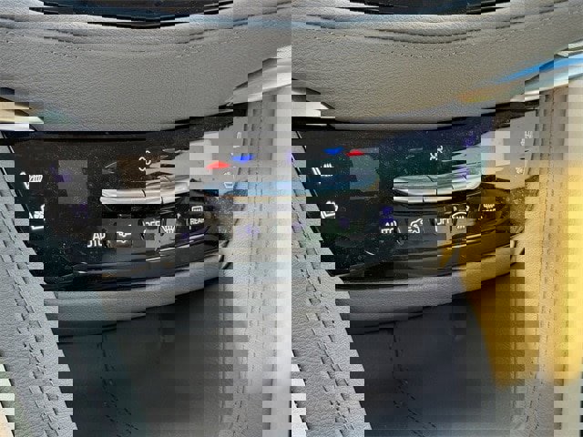 Used 2022 Cadillac XT5 Premium Luxury image 19