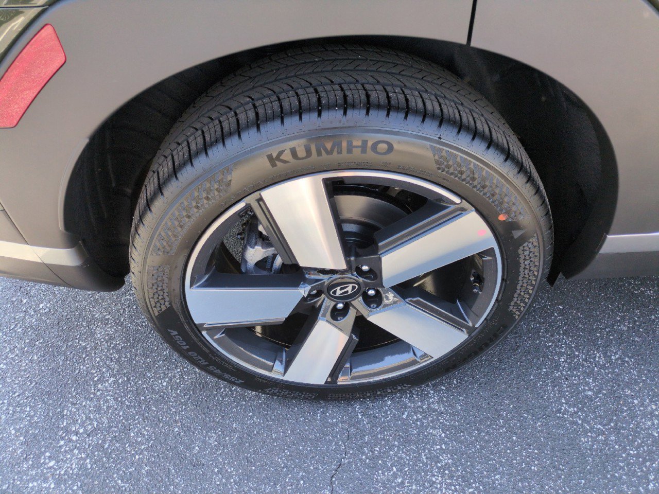 New 2026 Hyundai Santa Fe Limited AWD/4WD image 9