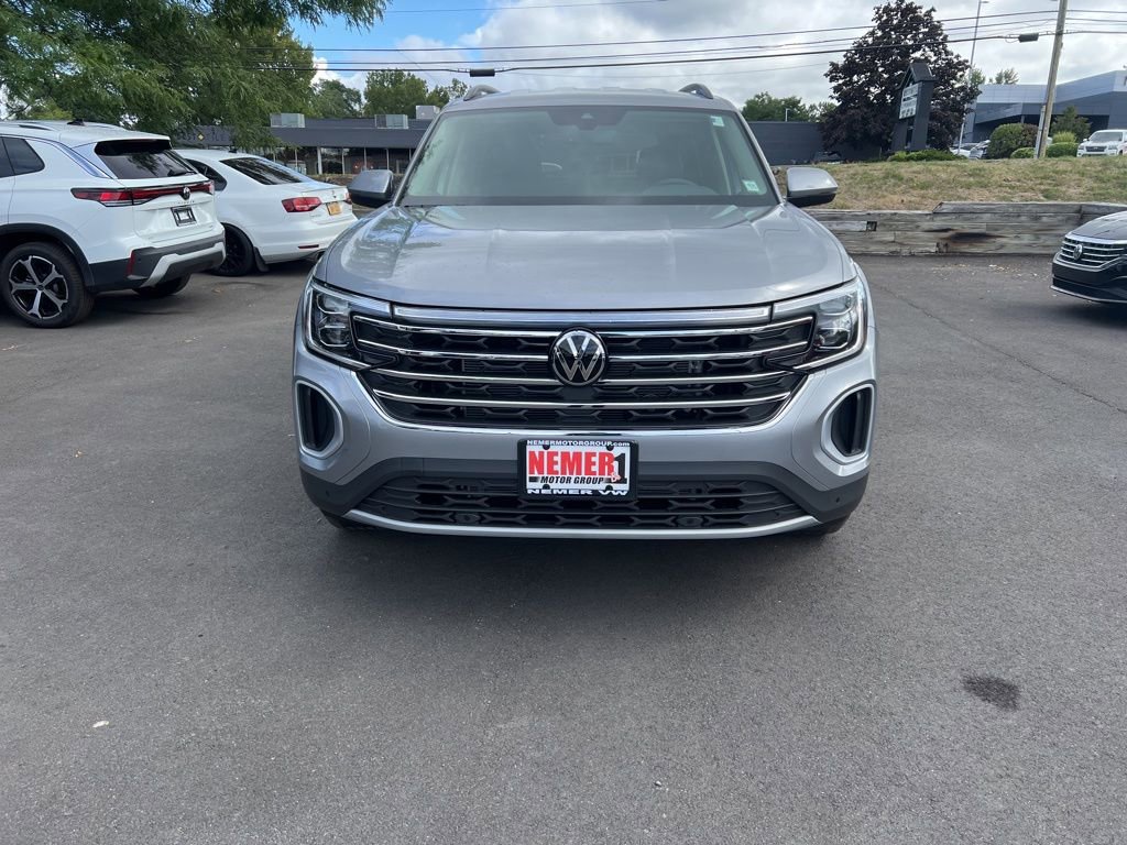 New 2026 Volkswagen Atlas SE image 2