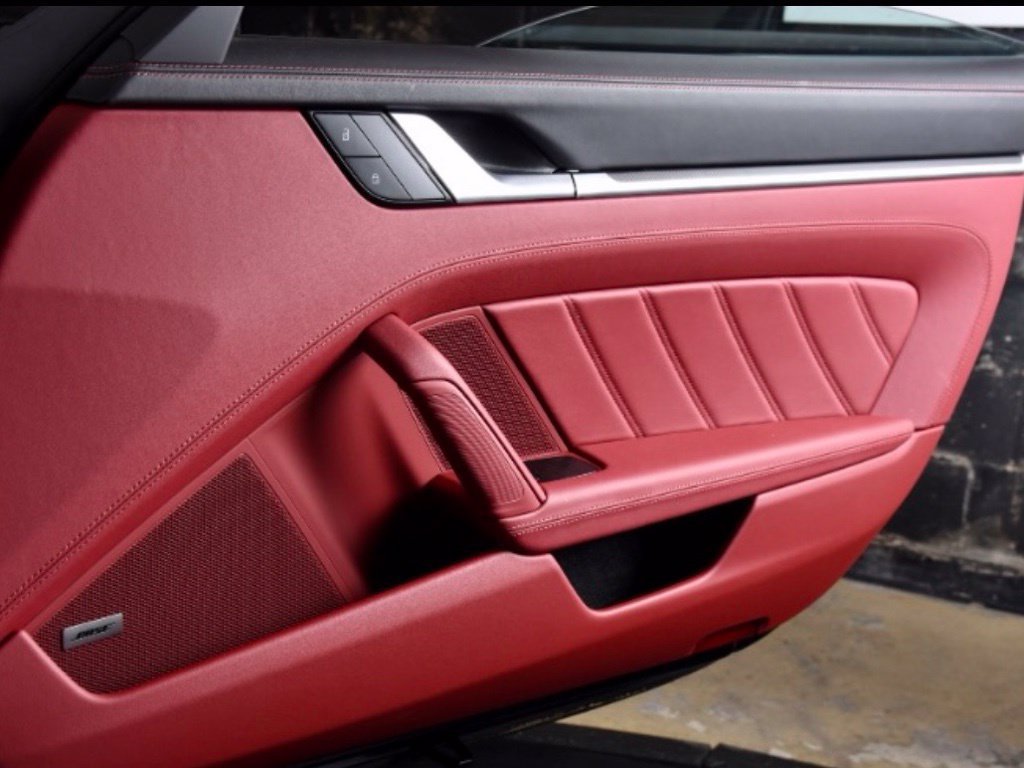 Used 2024 Porsche 911 Carrera S RWD image 9