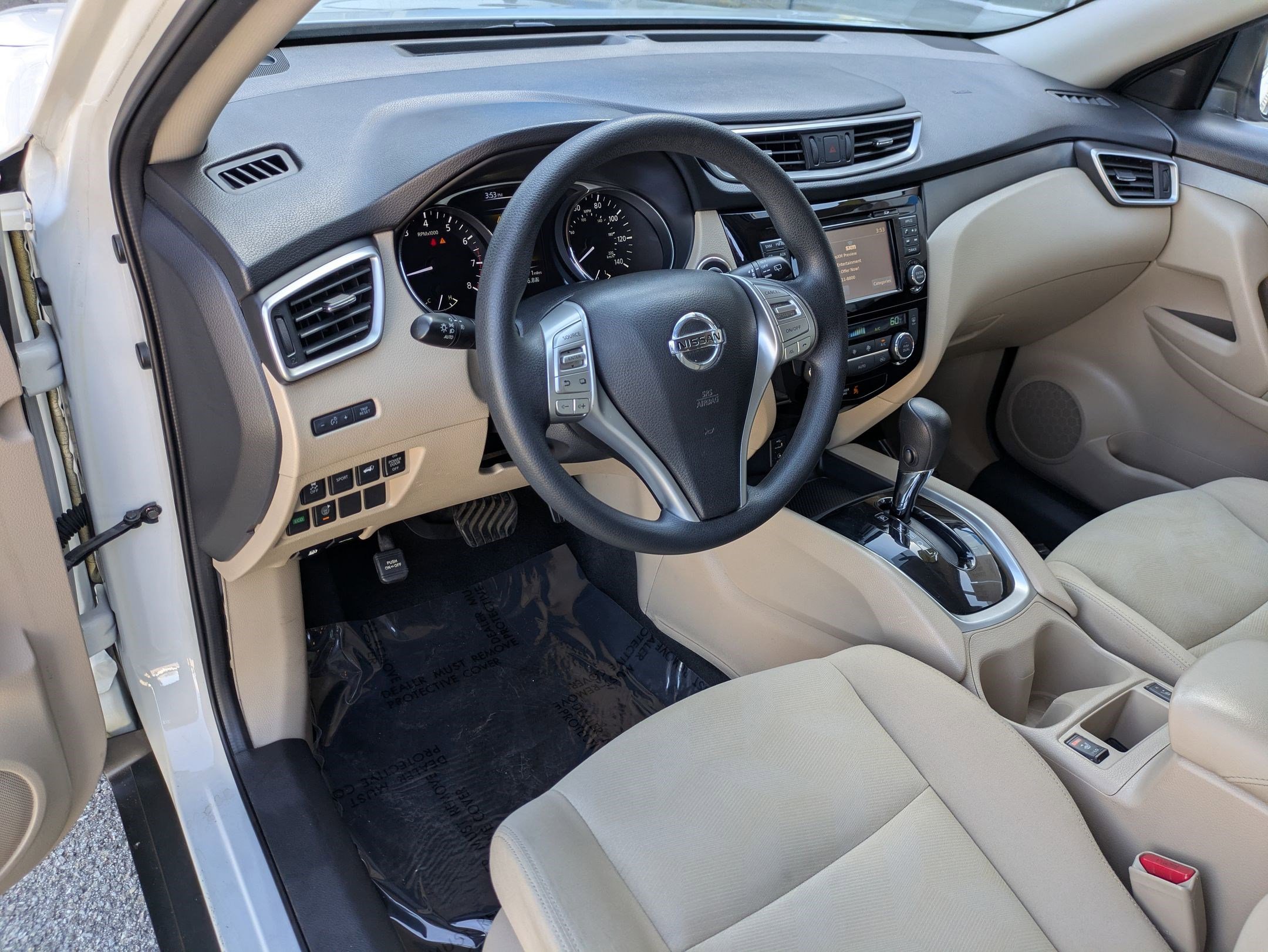 Used 2016 Nissan Rogue SV w/ SV Premium Package image 12