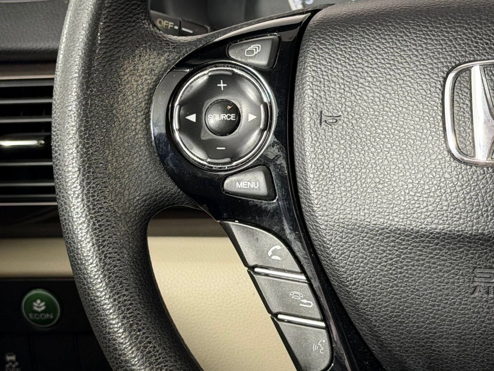 Used 2016 Honda Accord EX image 16