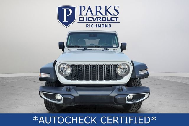 Used 2025 Jeep Gladiator Sport image 2
