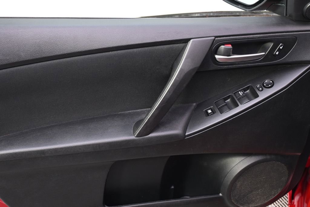 Used 2013 MAZDA MAZDA3 i Touring image 19