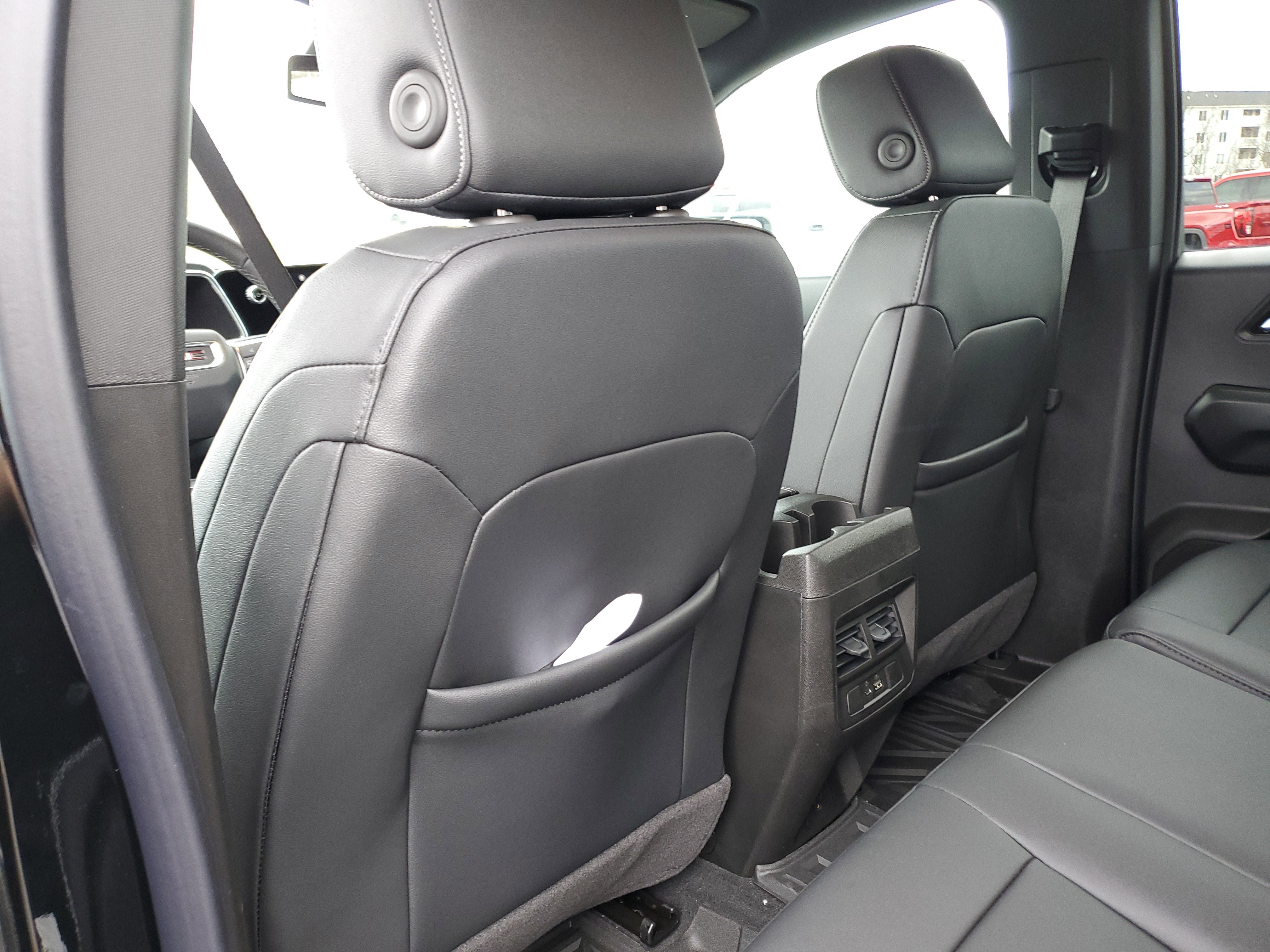 New 2026 GMC Canyon Elevation w/ Convenience Package image 30