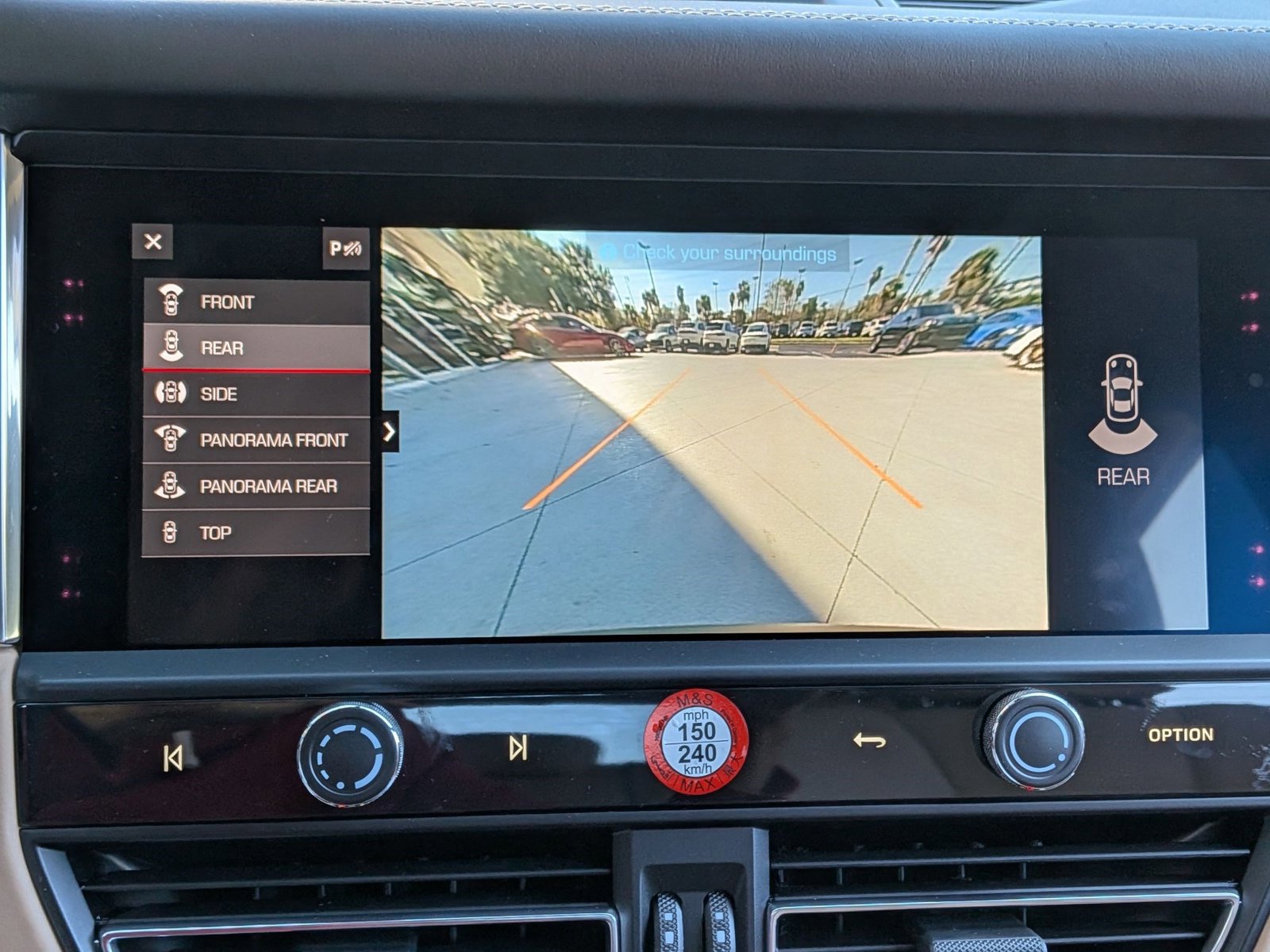 Certified 2025 Porsche Macan GTS image 18