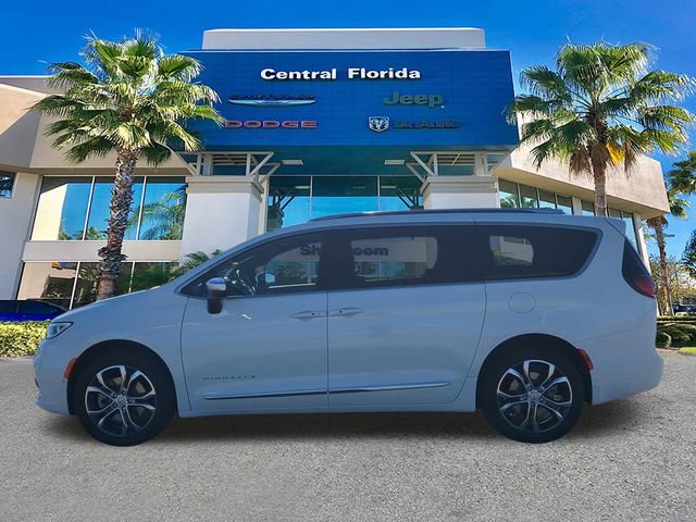 New 2026 Chrysler Pacifica Pinnacle w/ Trailer Tow Group image 8