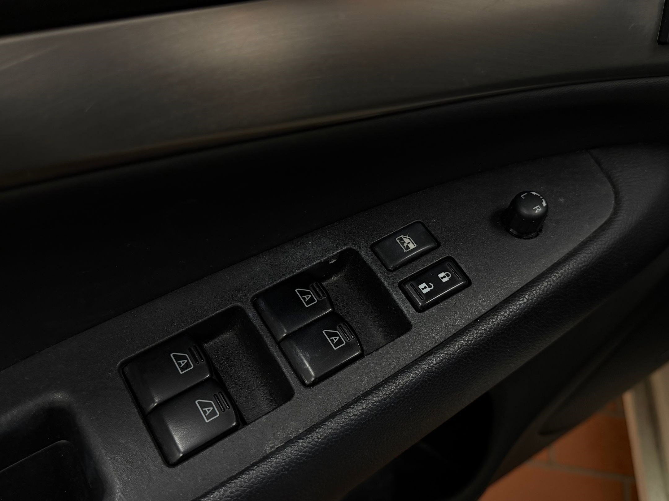 Used 2013 INFINITI G37 x w/ Premium Pkg image 12