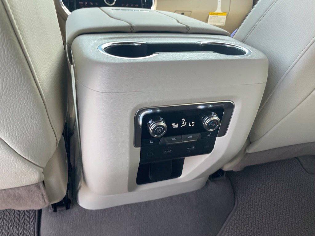 New 2026 GMC Yukon Denali w/ Advanced Technology Package AWD/4WD image 25