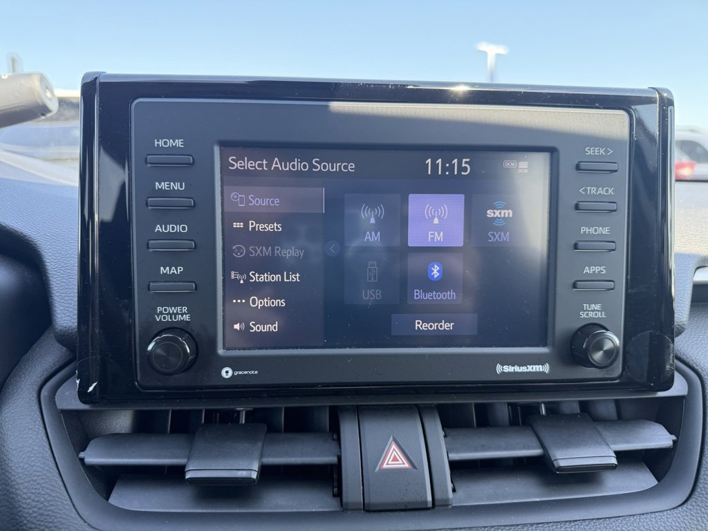 Used 2022 Toyota RAV4 XLE image 15