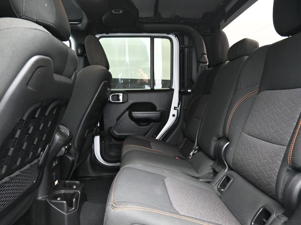 Used 2023 Jeep Gladiator Mojave w/ Trailer Tow Package image 14