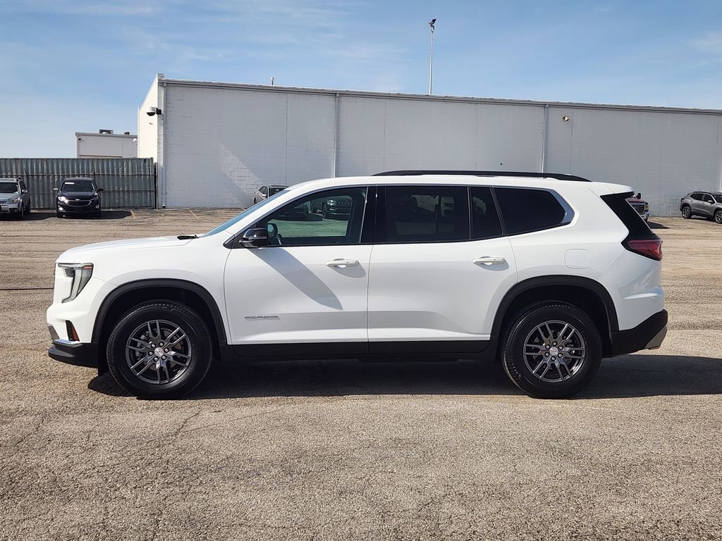 Used 2025 GMC Acadia Elevation image 4