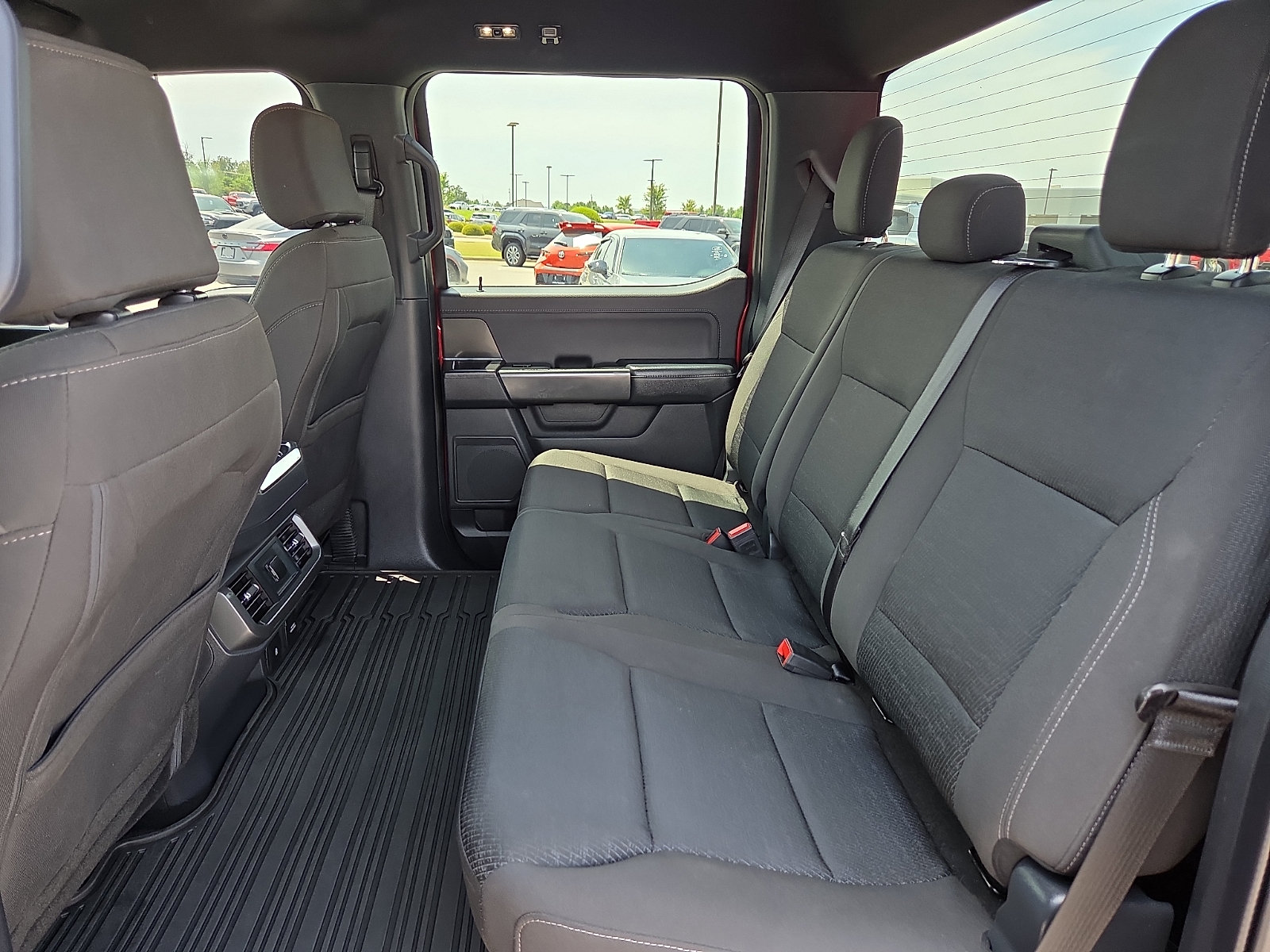 Used 2024 Ford F150 XLT w/ XLT Black Appearance Package AWD/4WD image 10