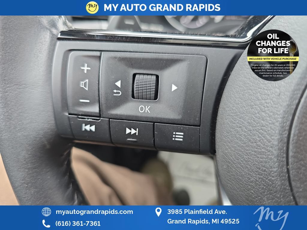 Used 2023 Nissan Rogue SV w/ SV Premium B Package AWD/4WD image 14