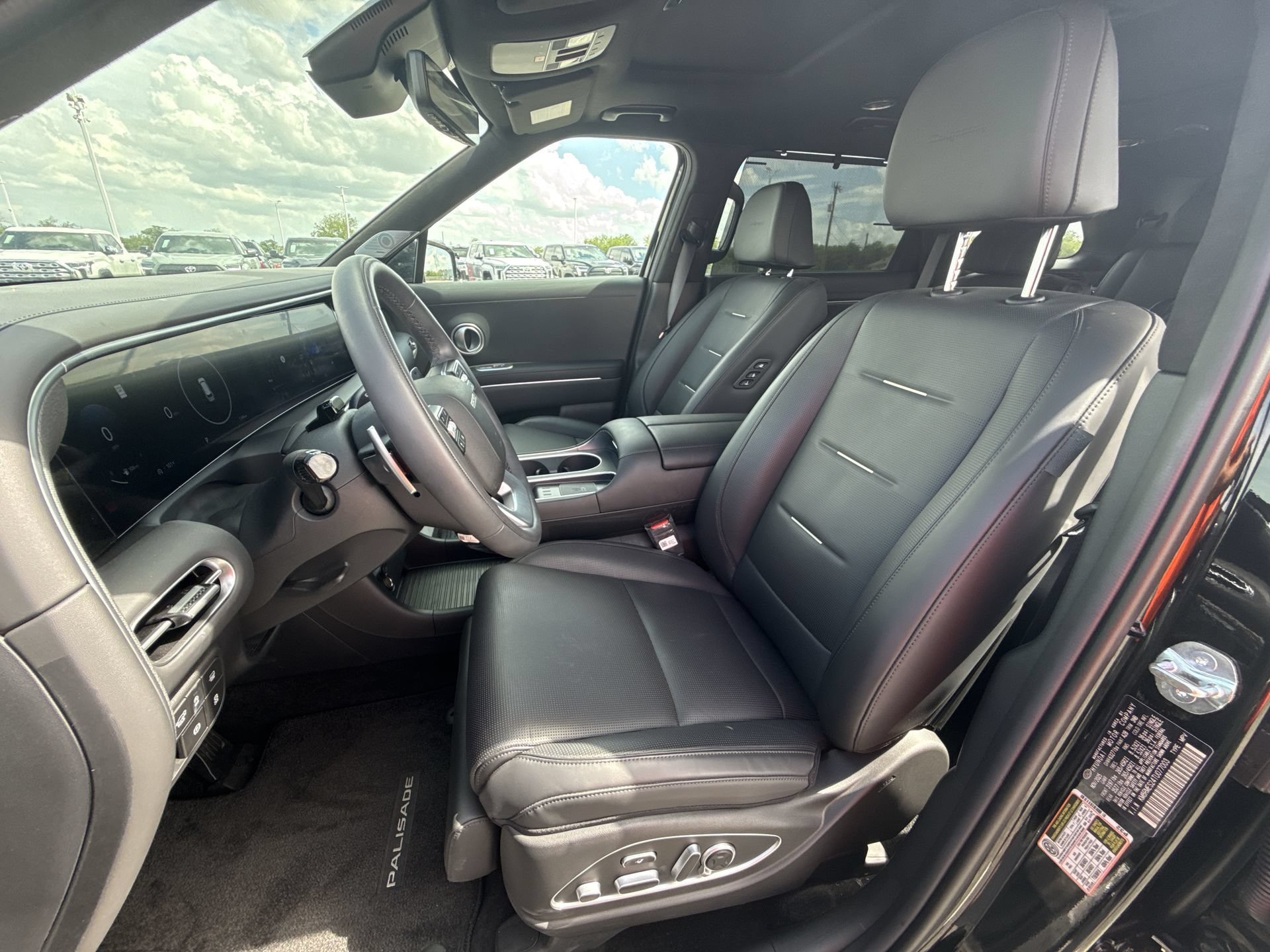 Used 2026 Hyundai Palisade Calligraphy AWD/4WD image 13