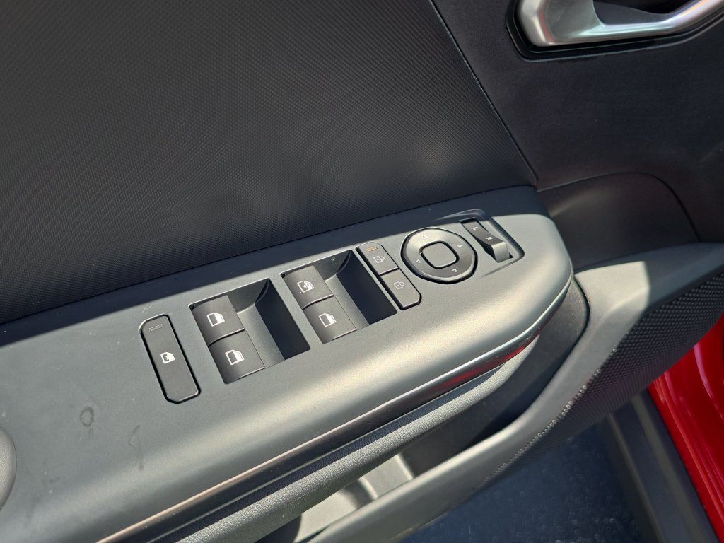 New 2026 Kia K4 FWD image 18