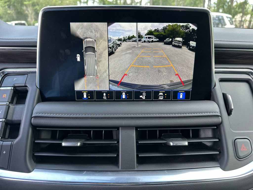 Certified 2022 Chevrolet Tahoe Z71 w/ Z71 Off-Road Package AWD/4WD image 15