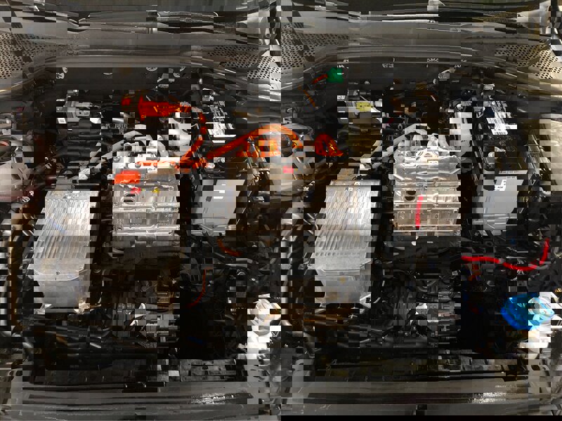 Used 2017 Volkswagen e-Golf SE w/ DC Fast Charging Package image 11