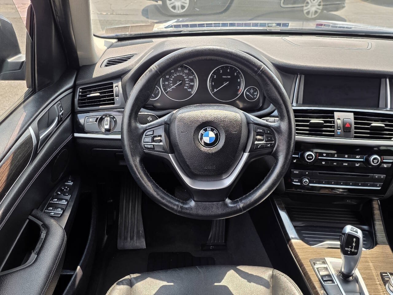 Used 2017 BMW X3 xDrive28i AWD/4WD image 14