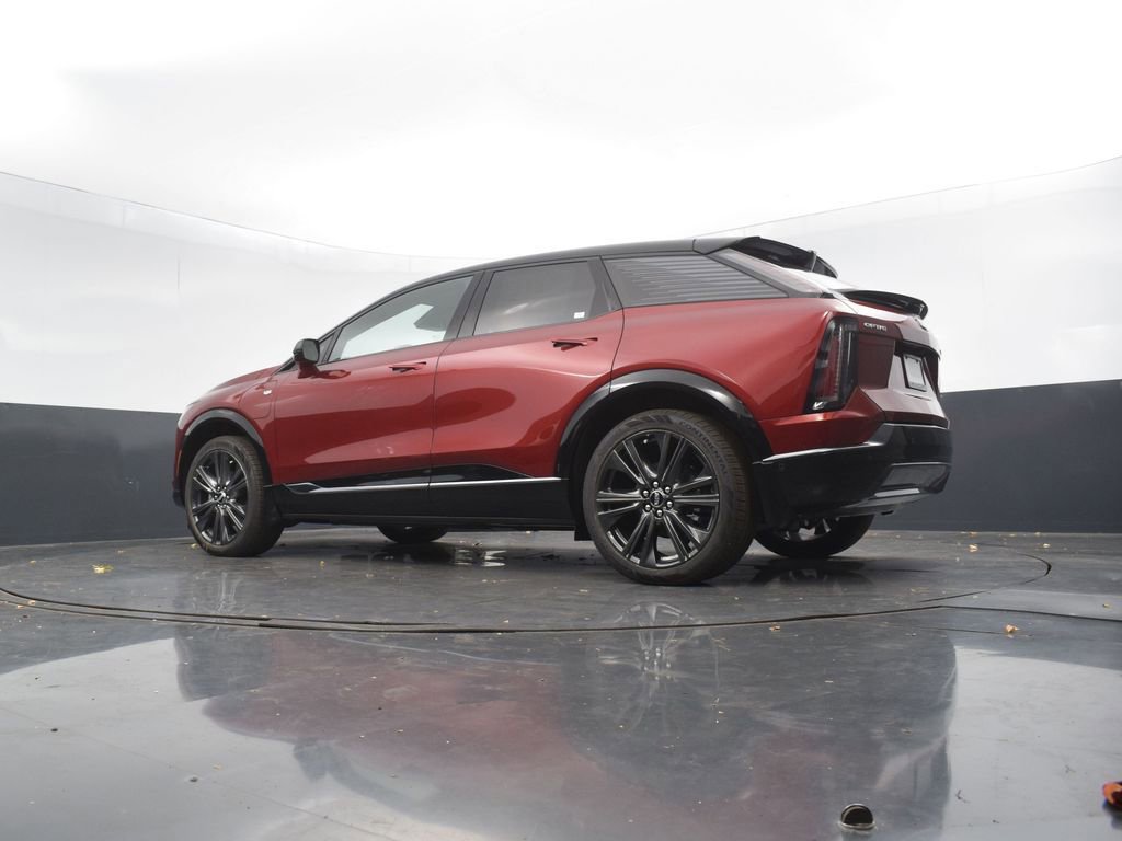 New 2026 Cadillac Optiq Sport 2 w/ LPO, Floor Liner Package image 49