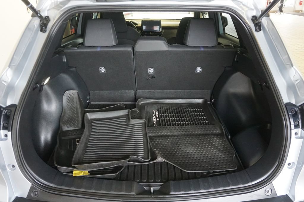 Used 2024 Toyota Corolla Cross SE image 15