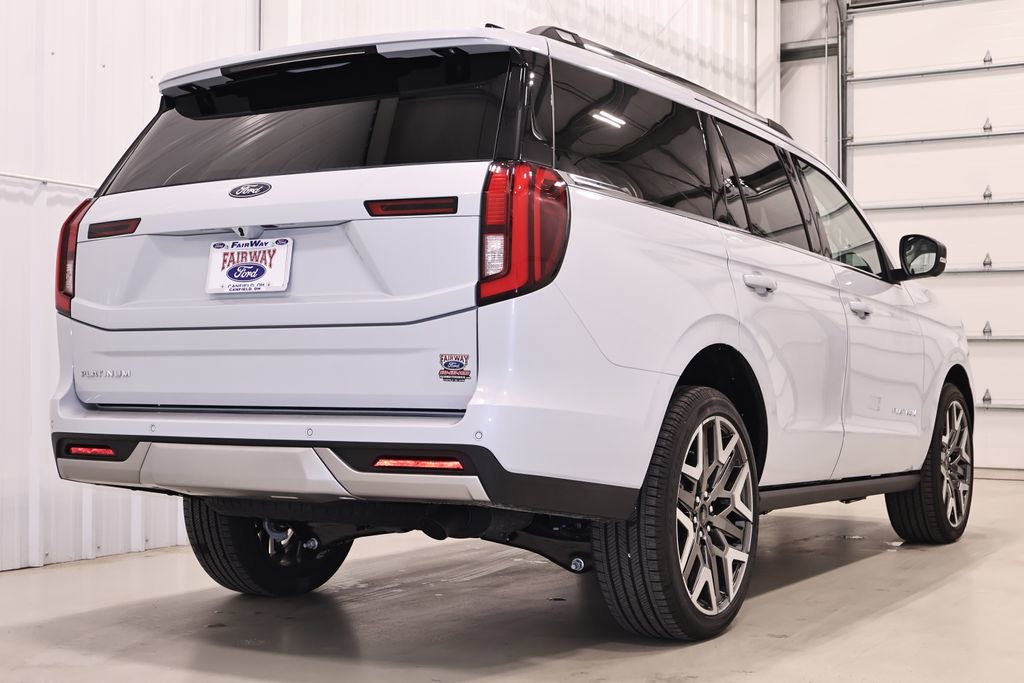 New 2026 Ford Expedition Platinum image 9
