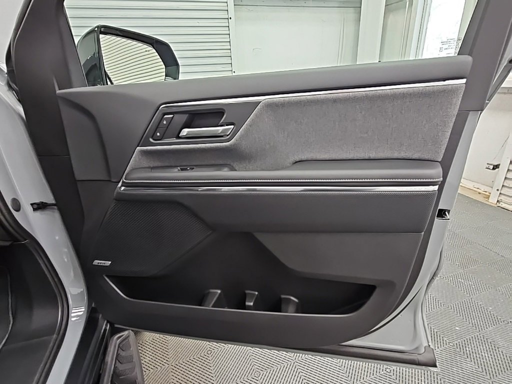 New 2026 GMC Sierra EV Elevation w/ Premium Package image 39