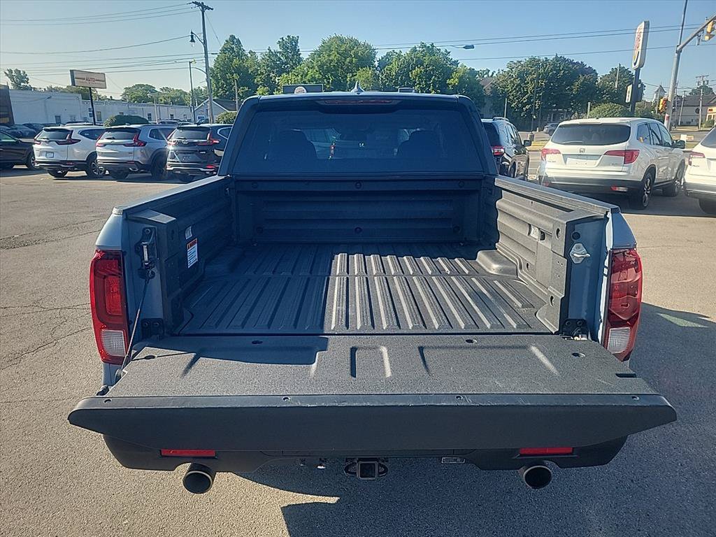 Used 2023 Honda Ridgeline Sport image 6