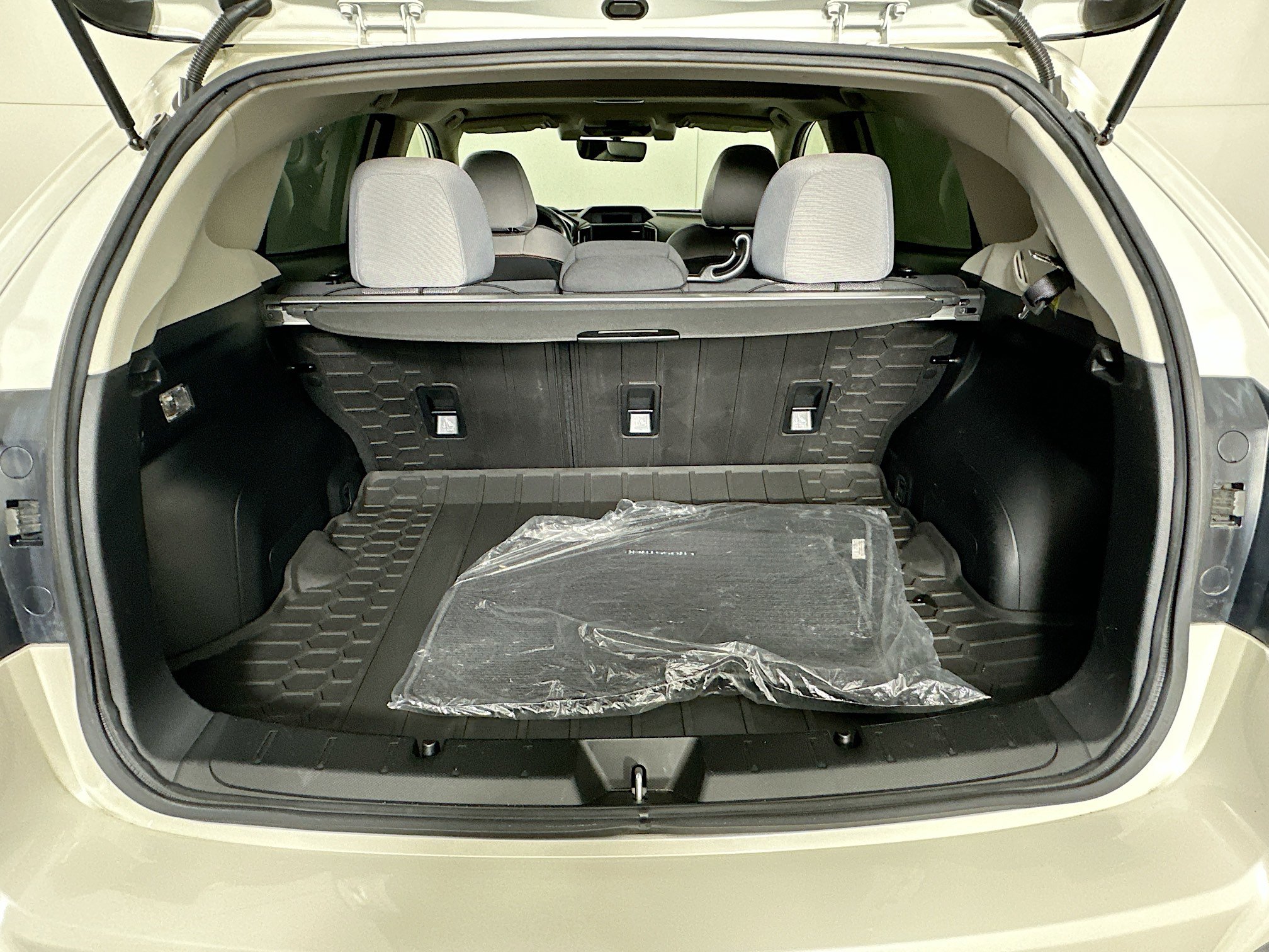 Used 2021 Subaru Crosstrek 2.0i Premium w/ Moonroof Package image 29