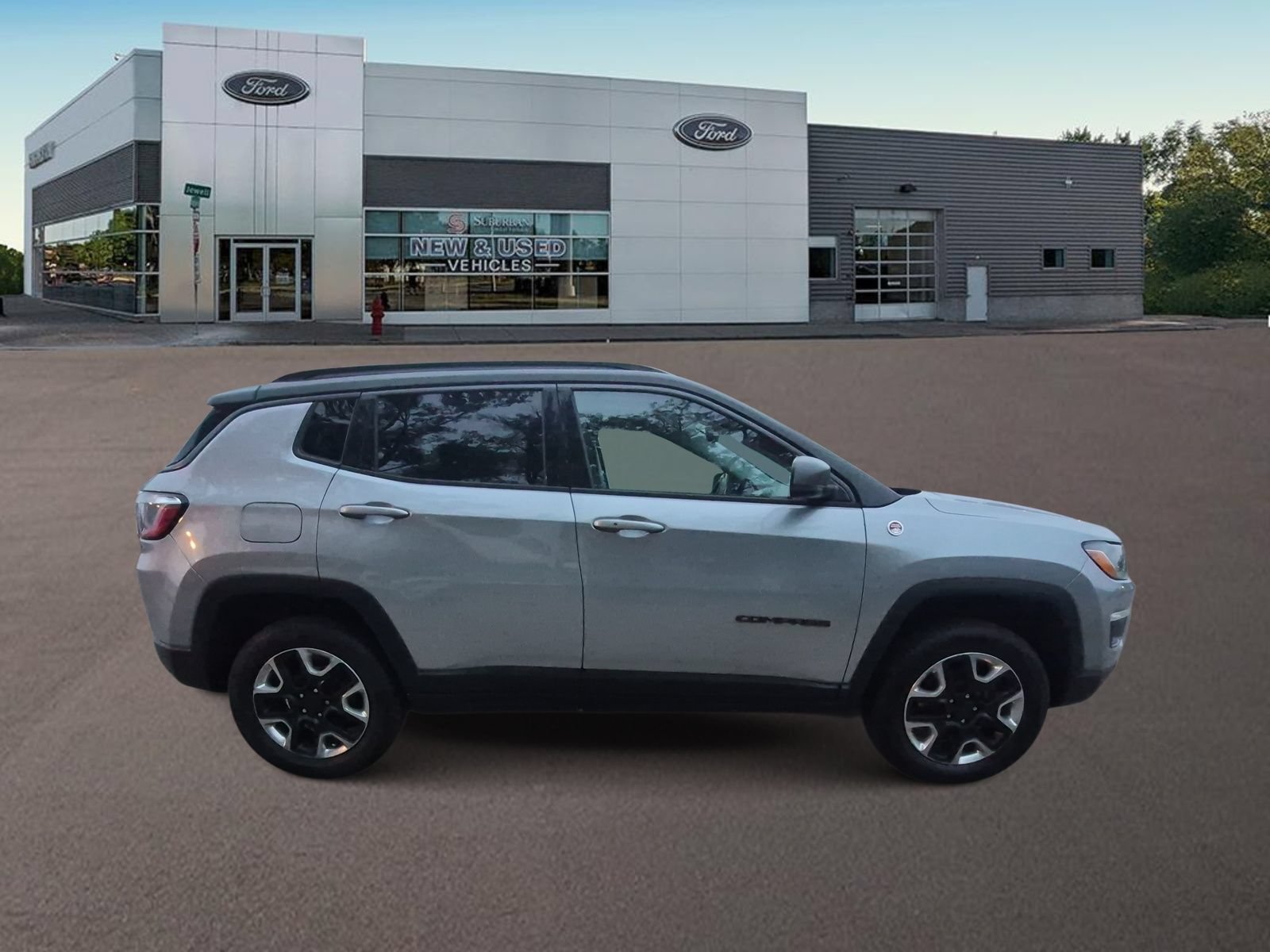 Used 2018 Jeep Compass Latitude w/ Popular Equipment Group AWD/4WD image 10