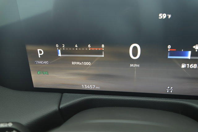 Used 2025 Nissan Armada PRO-4X image 16