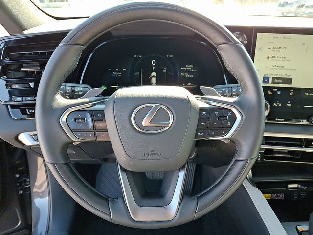 Used 2025 Lexus RX 350h 350h w/ Accessory Package image 19