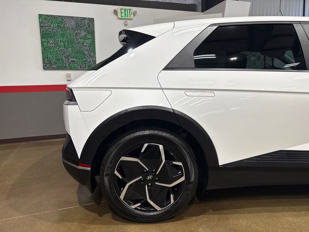 Used 2024 Hyundai Ioniq 5 SE image 52