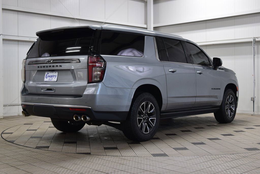 Used 2024 Chevrolet Suburban High Country image 8