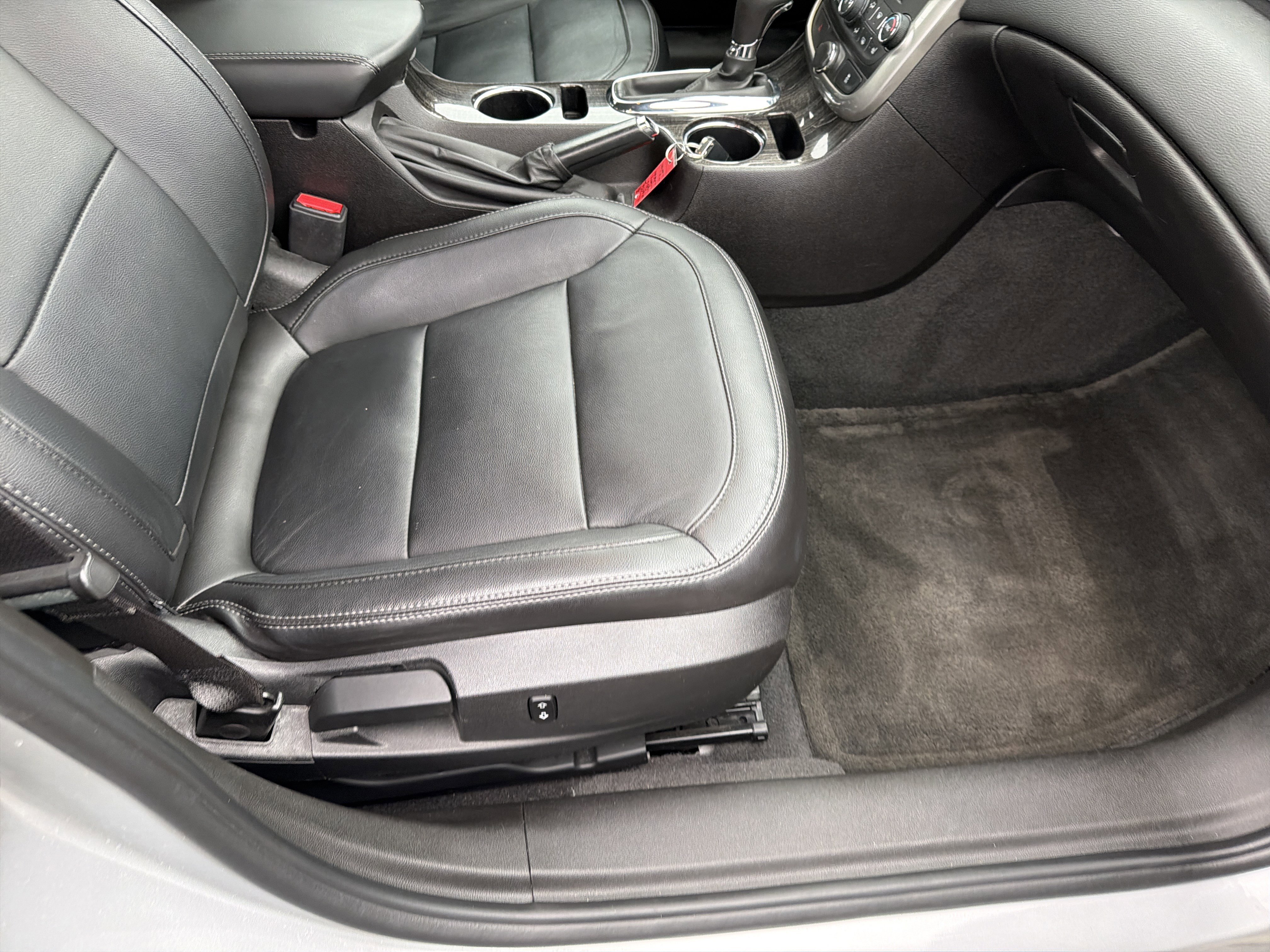 Used 2015 Chevrolet Malibu LT w/ Leather Package image 52